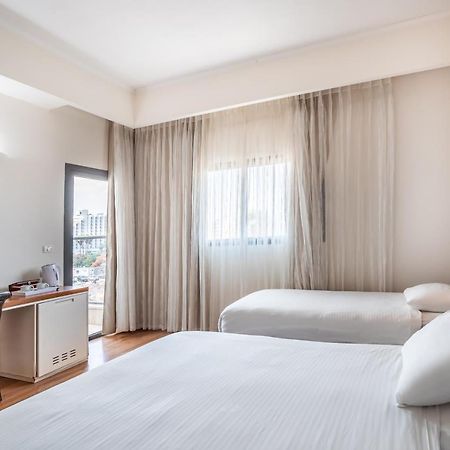 Emily'S Hotel ทิเบเรียส ภายนอก รูปภาพ
