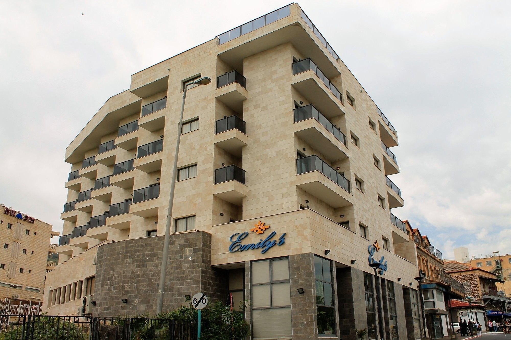 Emily'S Hotel ทิเบเรียส ภายนอก รูปภาพ